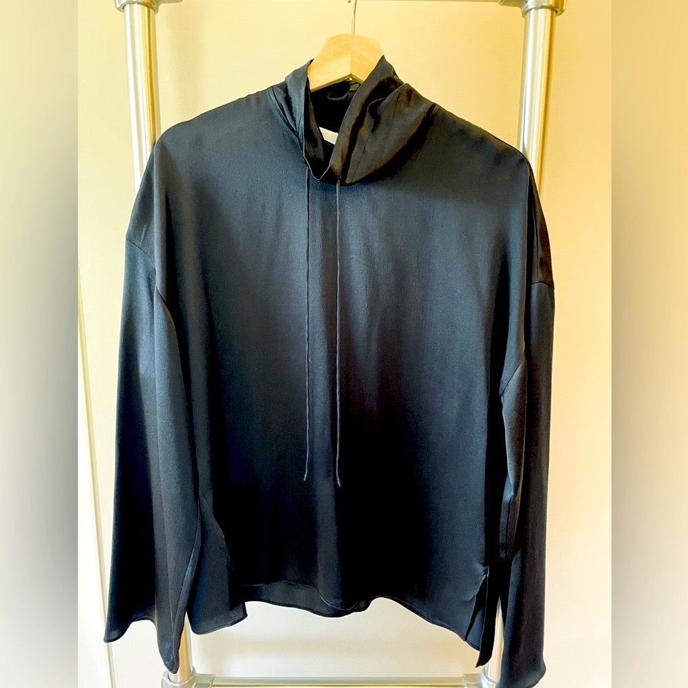 Vince | Navy Blue Silk Blouse